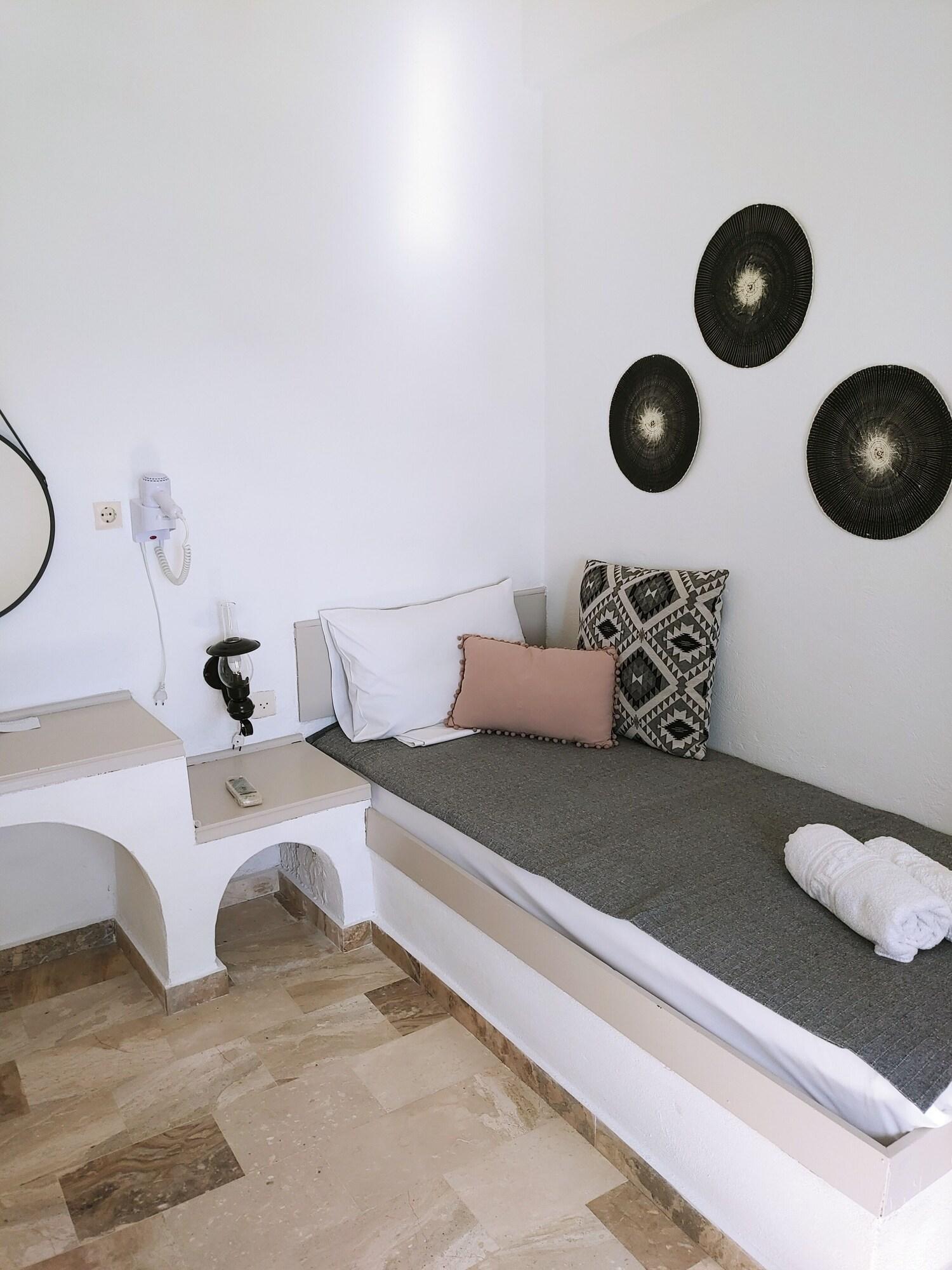 Achlia Hotel Екстер'єр фото
