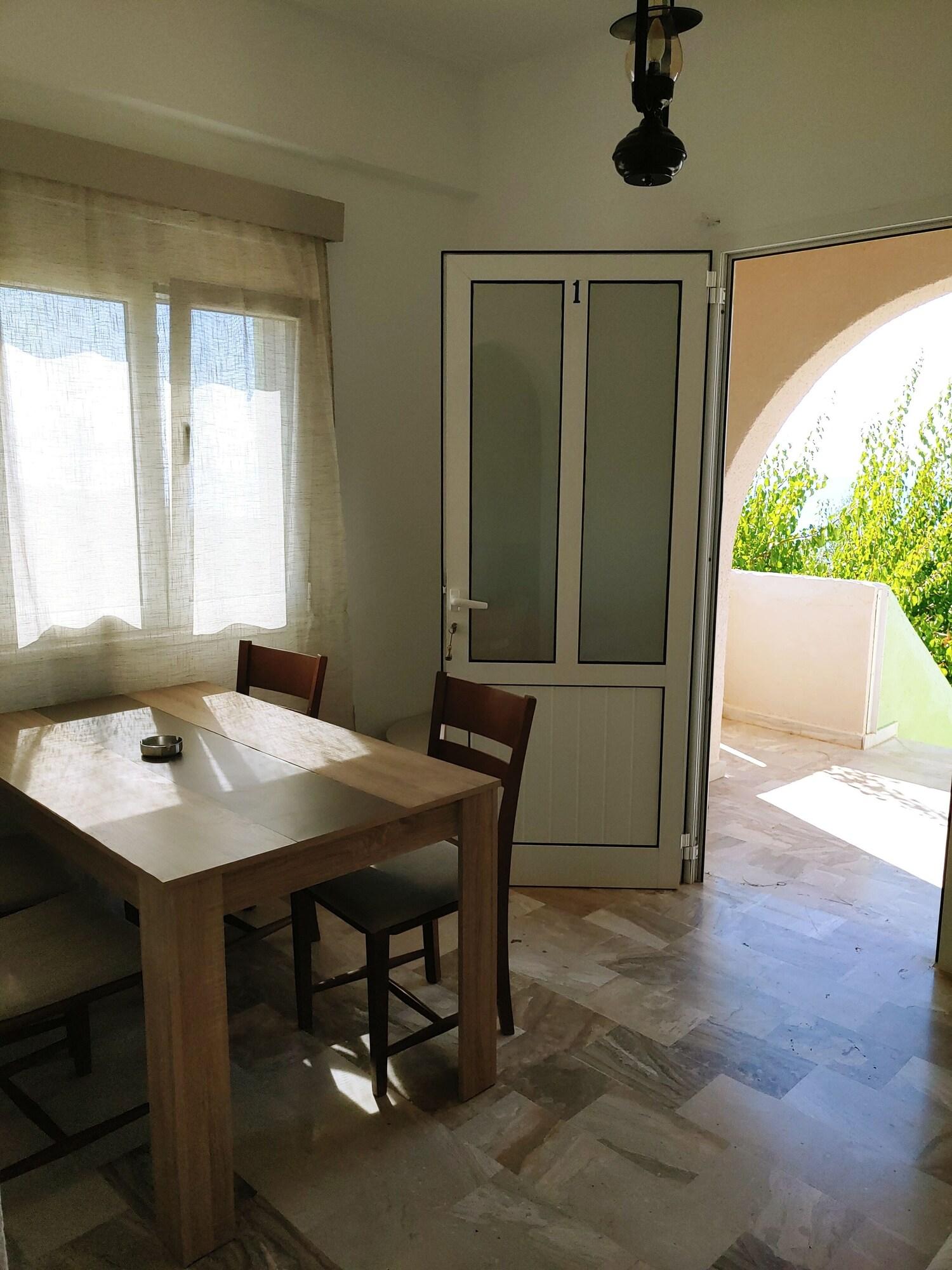 Achlia Hotel Екстер'єр фото